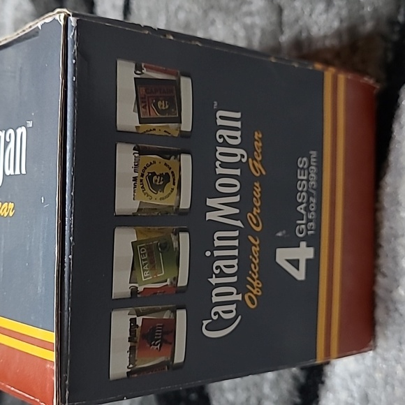 VINTAGE CAPTAIN MORGAN OFFICIAL CREW GEAR SET-OF-4 13.5OZ GLASSES - Picture 7 of 10